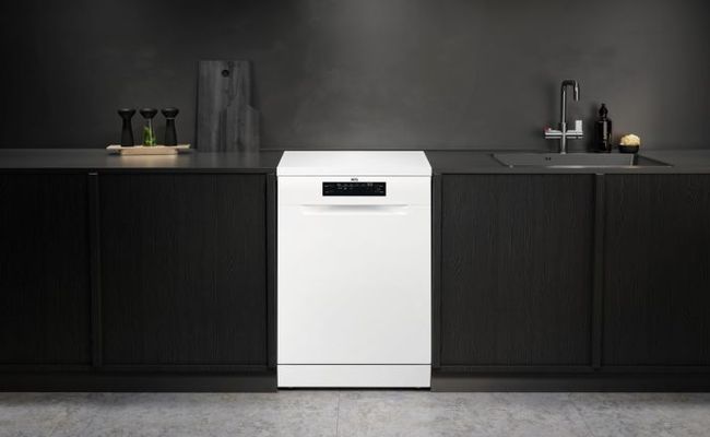 LAVE-VAISSELLE POSE LIBRE AEG